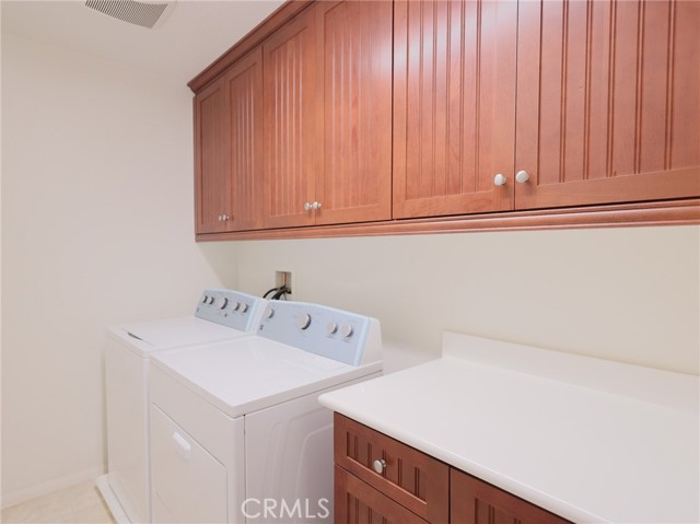 1500 Amsterdam Court, Upland CA: https://media.crmls.org/medias/3d351fe9-3ab0-4a7b-ba31-b8f1fe212271.jpg