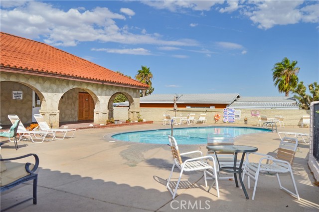 Detail Gallery Image 5 of 75 For 7501 Palm Ave #83,  Yucca Valley,  CA 92284 - 2 Beds | 2 Baths