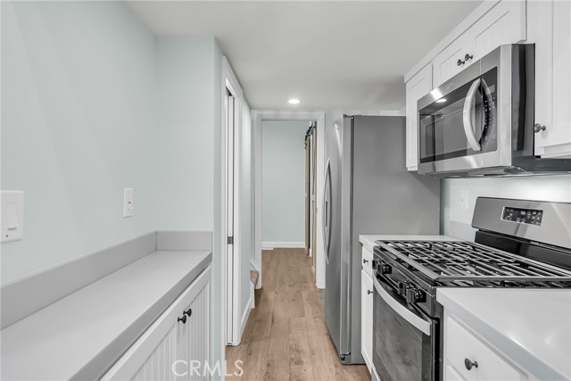 27500 HWY 189, Lake Arrowhead CA: https://media.crmls.org/medias/3d364807-6758-4611-9518-89761b19d183.jpg