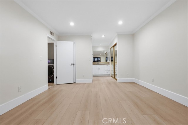 Image 36 of 50 For 5556 Temple City