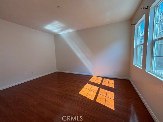 Detail Gallery Image 9 of 26 For 1890 Flint, Riverside,  CA 92501 - 3 Beds | 2/1 Baths