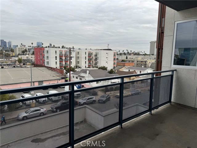 Detail Gallery Image 30 of 37 For 1025 S Berendo St #411,  Los Angeles,  CA 90006 - 2 Beds | 2 Baths