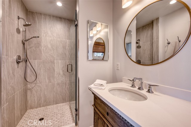 Detail Gallery Image 10 of 23 For 3628 Ocean Bld, Corona Del Mar,  CA 92625 - 5 Beds | 4/2 Baths