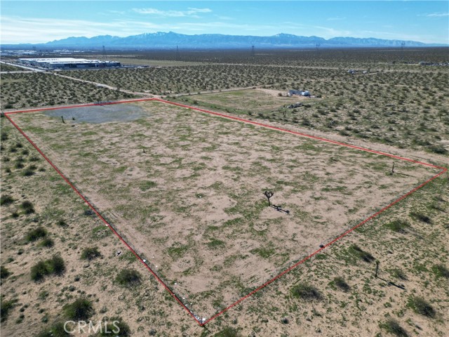 0 Muskrat, Adelanto CA: https://media.crmls.org/medias/3d372b53-7bfa-4515-b612-fe1eff56f14e.jpg