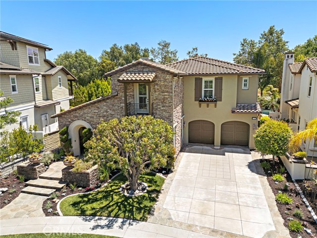 4 Dennis Lane, Ladera Ranch CA: https://media.crmls.org/medias/3d379b1f-cfa4-46b9-85e0-72ed4970f892.jpg