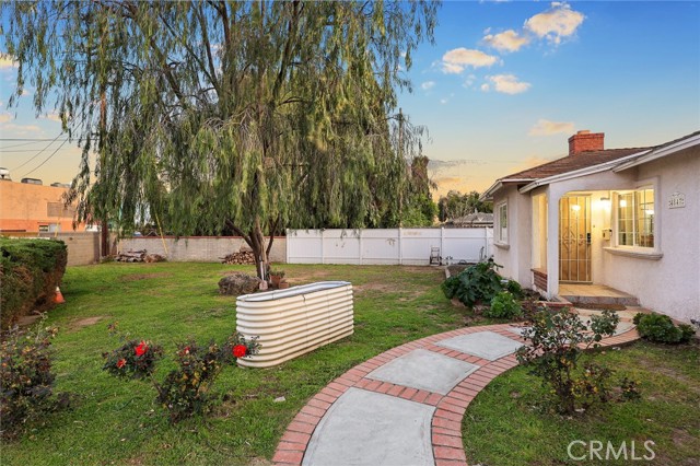 Detail Gallery Image 6 of 40 For 4847 Ardsley, Temple City,  CA 91780 - 2 Beds | 2 Baths