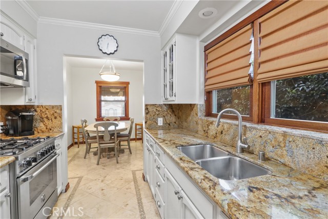 Detail Gallery Image 15 of 61 For 1342 W 19th St, San Pedro,  CA 90732 - 3 Beds | 2 Baths