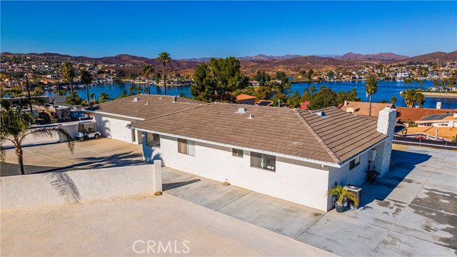 Detail Gallery Image 6 of 56 For 22475 Loch Lomond Dr, Canyon Lake,  CA 92587 - 3 Beds | 2/1 Baths