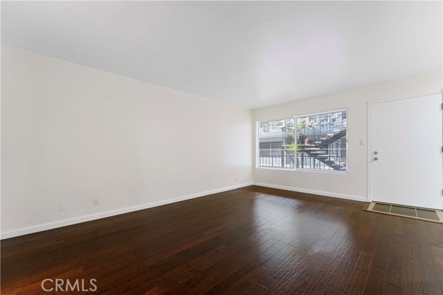 Detail Gallery Image 12 of 24 For 120 Alamitos Ave #17,  Long Beach,  CA 90802 - 1 Beds | 1 Baths