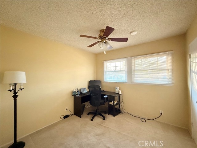 Detail Gallery Image 12 of 19 For 10926 Ruffner Ave, Granada Hills,  CA 91344 - 3 Beds | 1/1 Baths