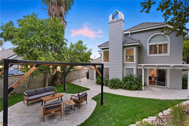 Detail Gallery Image 23 of 29 For 24456 Mockingbird Ct, Valencia,  CA 91355 - 3 Beds | 3 Baths
