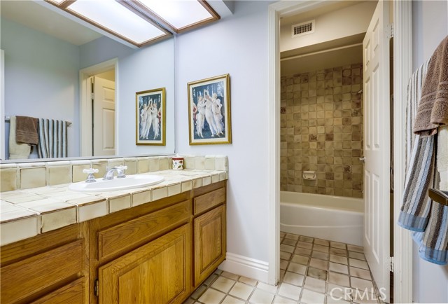 Detail Gallery Image 29 of 63 For 22851 Pocetas, Mission Viejo,  CA 92692 - 5 Beds | 3 Baths
