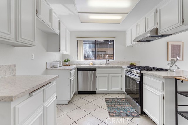 Detail Gallery Image 23 of 58 For 13621 Sandstone Dr, Victorville,  CA 92392 - 3 Beds | 2 Baths