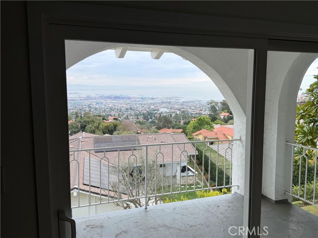 29815 knollview dr, Rancho Palos Verdes, California 90275, 4 Bedrooms Bedrooms, ,4 BathroomsBathrooms,Residential,For Sale,knollview dr,SB26038926
