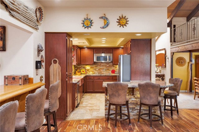 6375 Arrowhead Lake Road, Hesperia CA: https://media.crmls.org/medias/3d3c4eaa-d457-4f49-a863-4d1ae623fe77.jpg