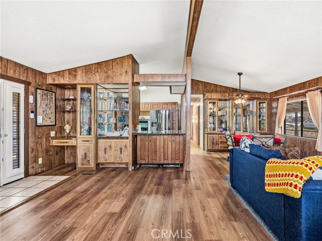 Detail Gallery Image 7 of 34 For 599 Smoke Tree Rd, Pinon Hills,  CA 92372 - 2 Beds | 2 Baths