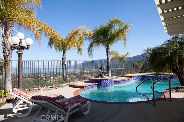 Detail Gallery Image 18 of 19 For 29220 Shore Breeze St, Lake Elsinore,  CA 92530 - 4 Beds | 2 Baths
