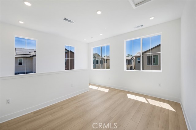 141 Dolores, Irvine CA: https://media.crmls.org/medias/3d3d26c6-f07f-45d3-abdd-423beaa6879d.jpg