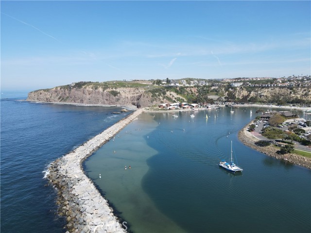 24961 Beachwalk Way, Dana Point CA: https://media.crmls.org/medias/3d3e8c7d-dd48-4c08-8efe-f62ac2ce30bd.jpg