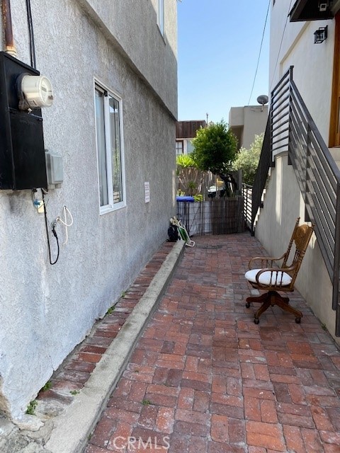 214 El Porto Street, Manhattan Beach, California 90266, 1 Bedroom Bedrooms, ,1 BathroomBathrooms,Residential,Sold,El Porto,SB22084289