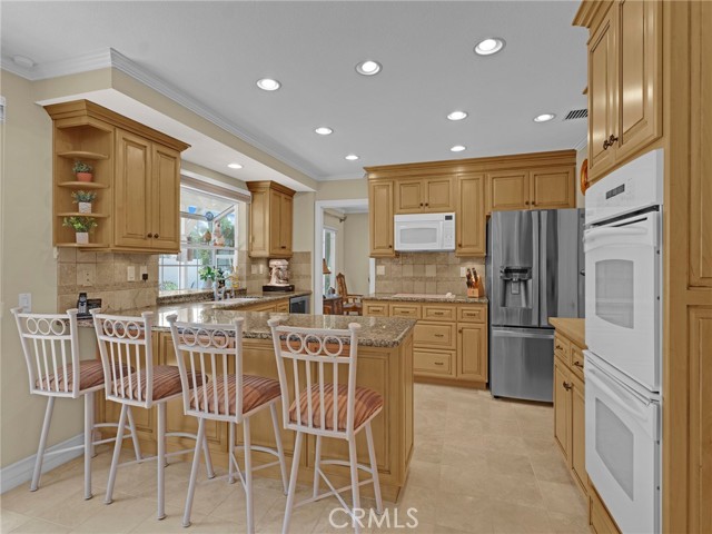 28702 Eagleton Street, Agoura Hills CA: https://media.crmls.org/medias/3d415c8b-134a-4bf5-9e05-6c52a2749c76.jpg