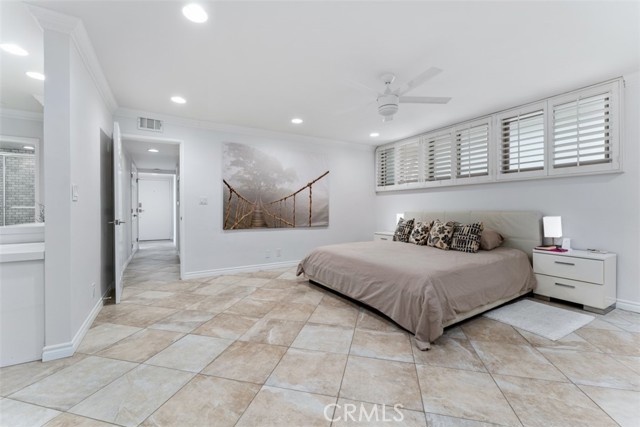 1585 S Coast, Laguna Beach CA: https://media.crmls.org/medias/3d418390-e311-4196-ac87-3a308300445f.jpg