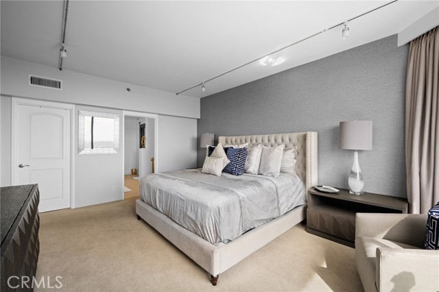 Detail Gallery Image 25 of 65 For 222 Monterey Rd #1603,  Glendale,  CA 91206 - 2 Beds | 2 Baths