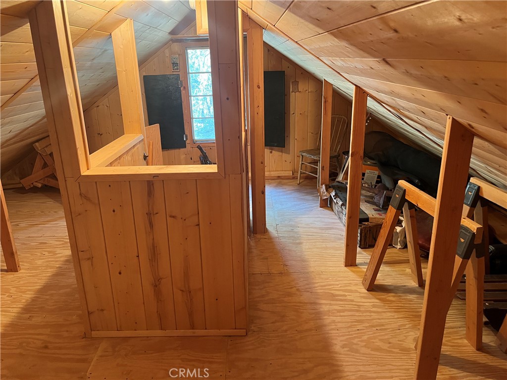 https://media.crmls.org/medias/3d41f4b8-f78d-43e4-8e26-4be5291ee17a.jpg?preset=X-Large