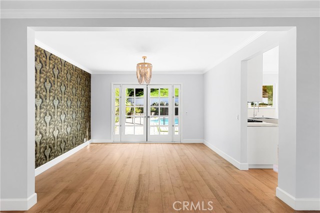 Detail Gallery Image 11 of 53 For 3156 Dona Emilia Dr, Studio City,  CA 91604 - 5 Beds | 3 Baths