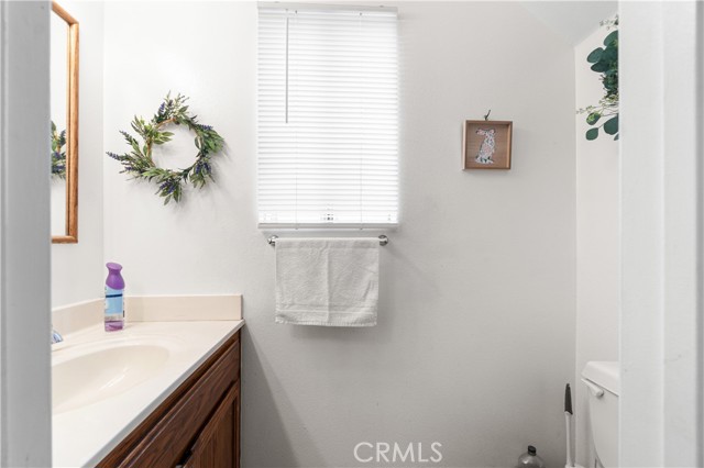 8020 Mckinley Avenue, South Gate CA: https://media.crmls.org/medias/3d432f04-4d74-4fe6-8849-eefe0f066544.jpg