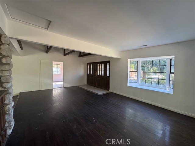 Detail Gallery Image 4 of 43 For 28869 Paradise Rd, Castaic,  CA 91384 - 3 Beds | 2 Baths