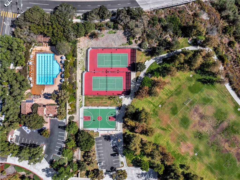 MLS #OC25252781 image #46