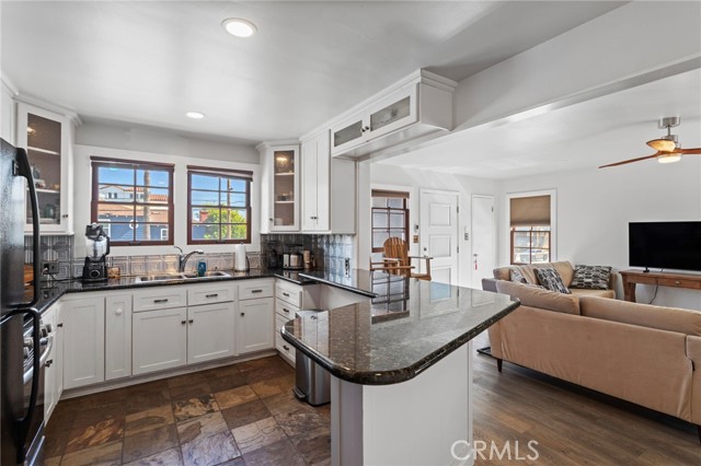 Detail Gallery Image 57 of 68 For 6514 E Ocean Bld, Long Beach,  CA 90803 - – Beds | – Baths