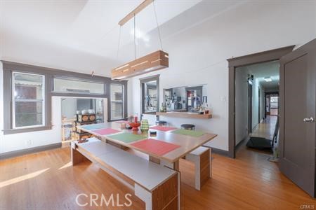 3025 Edgehill Drive, Los Angeles CA: https://media.crmls.org/medias/3d44605f-a84f-4c4b-a318-d8f333e33851.jpg