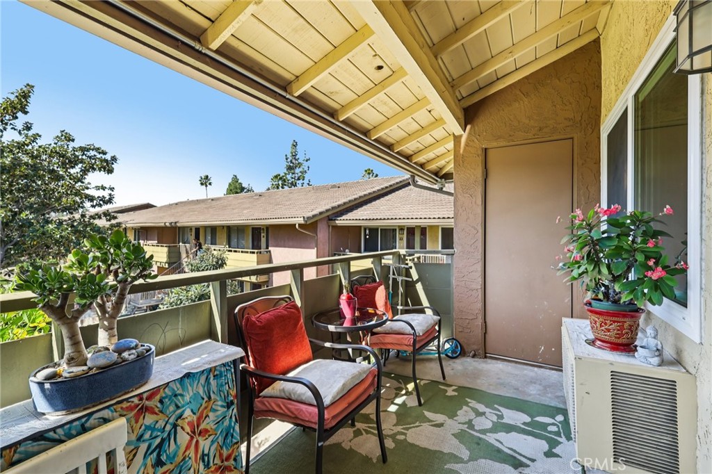 2094 Grand Ave - photo 3