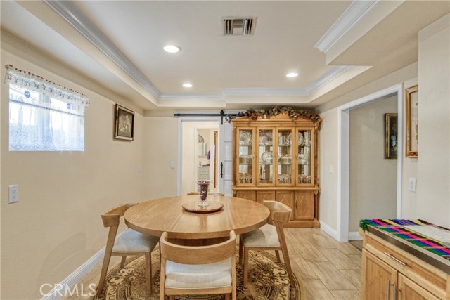 Detail Gallery Image 9 of 20 For 19016 Runnymede, Reseda,  CA 91335 - 3 Beds | 2 Baths