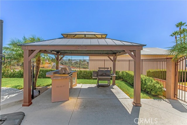 35225 Crystal Street, Yucaipa CA: https://media.crmls.org/medias/3d452c99-6ce3-4a08-9ac8-34313b5ecf45.jpg
