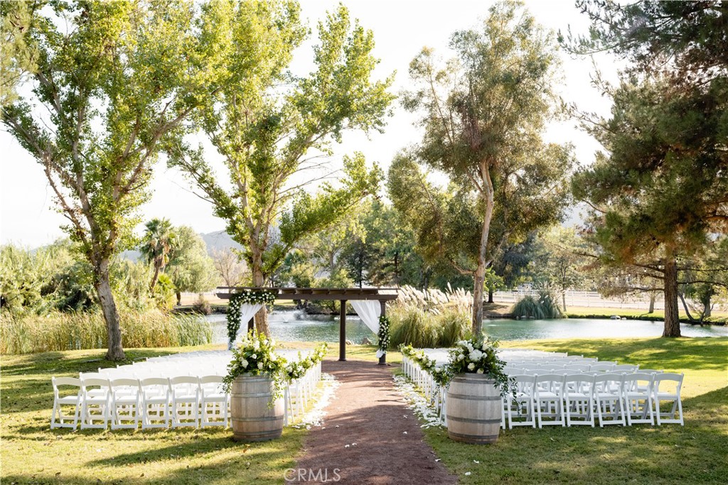 https://media.crmls.org/medias/3d453929-d6eb-4605-bdce-3321748158b1.jpg?preset=X-Large