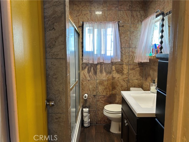 Detail Gallery Image 16 of 19 For 2011 E Elizabeth, Compton,  CA 90221 - 2 Beds | 1 Baths