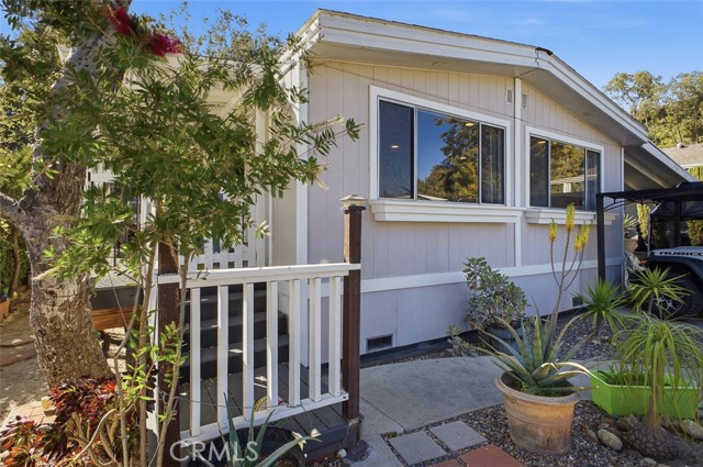 Front Image Thumbnail for CRSR26066290