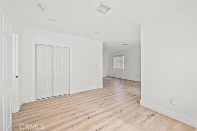 939 E 97th Street, Los Angeles CA: https://media.crmls.org/medias/3d46154d-c008-4094-8bf4-6c494da042ba.jpg