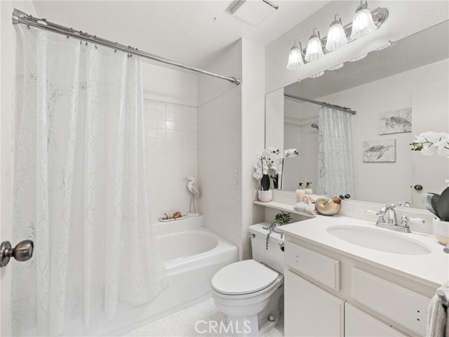 Image 37 of 41 For 2563 Plaza Del Amo  312