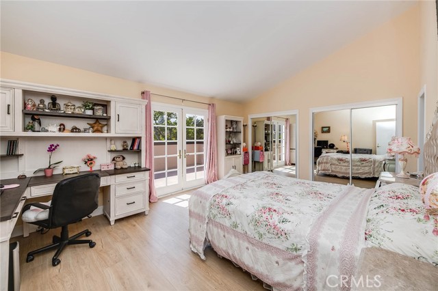 15464 Duomo Via Street, Bel Air CA: https://media.crmls.org/medias/3d47c7c6-2cb9-4e44-a7eb-be6f55126e70.jpg