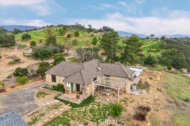 Detail Gallery Image 4 of 74 For 13511 Mcnally, Valley Center,  CA 92082 - 2 Beds | 1 Baths