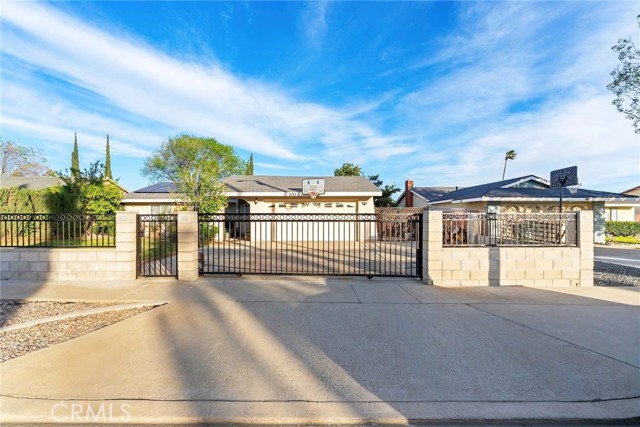 Front Image Thumbnail for CRDW26011580