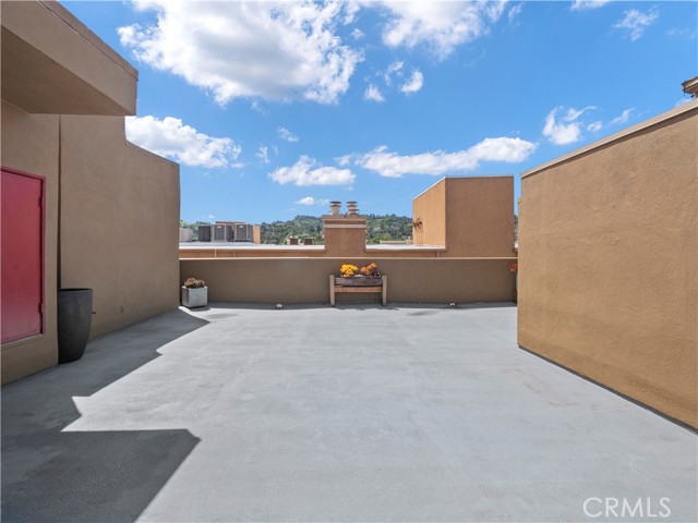 Detail Gallery Image 36 of 48 For 4301 Fulton Ave #303,  Sherman Oaks,  CA 91423 - 2 Beds | 2/1 Baths