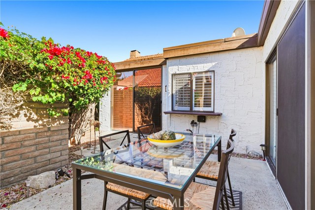 Detail Gallery Image 42 of 57 For 2367 S Gene Autry #B,  Palm Springs,  CA 92264 - 2 Beds | 2 Baths