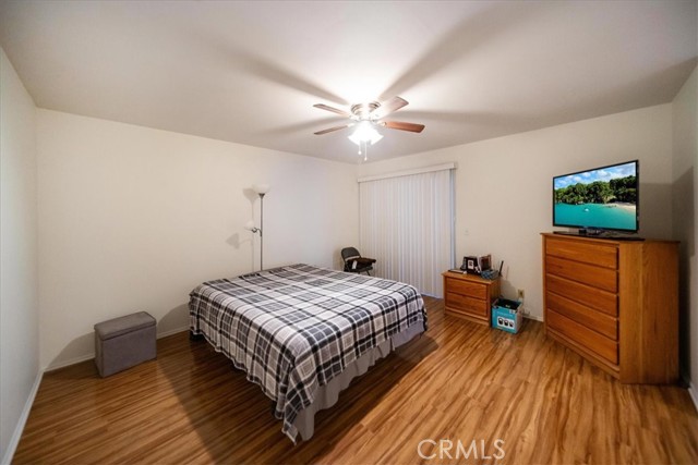 615 S Palm Avenue, Hemet CA: https://media.crmls.org/medias/3d4c7a3a-cf4f-4cb8-ae10-c2c07791b4c3.jpg