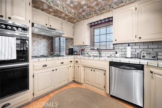 Detail Gallery Image 25 of 55 For 10253 Hopeland, Downey,  CA 90241 - 3 Beds | 2/1 Baths