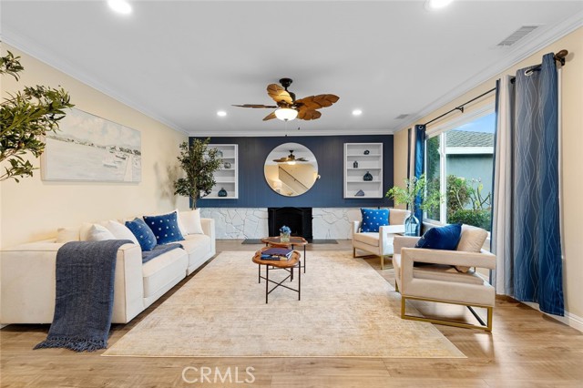 Detail Gallery Image 5 of 38 For 2914 S Rene, Santa Ana,  CA 92704 - 4 Beds | 3 Baths